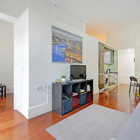 Bright Cedofeita Flat With Balcony *