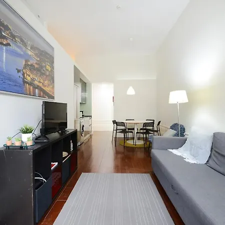 דירה Bright Cedofeita Flat With Balcony *