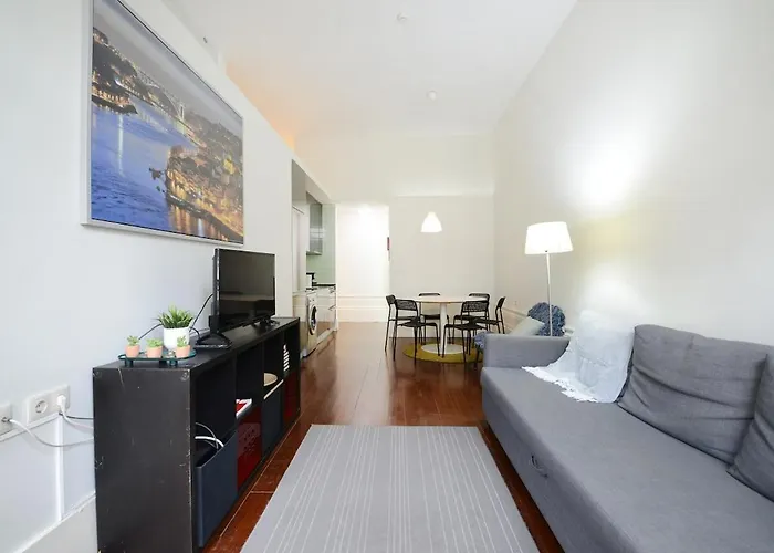 Apartment Bright Cedofeita Flat With Balcony *