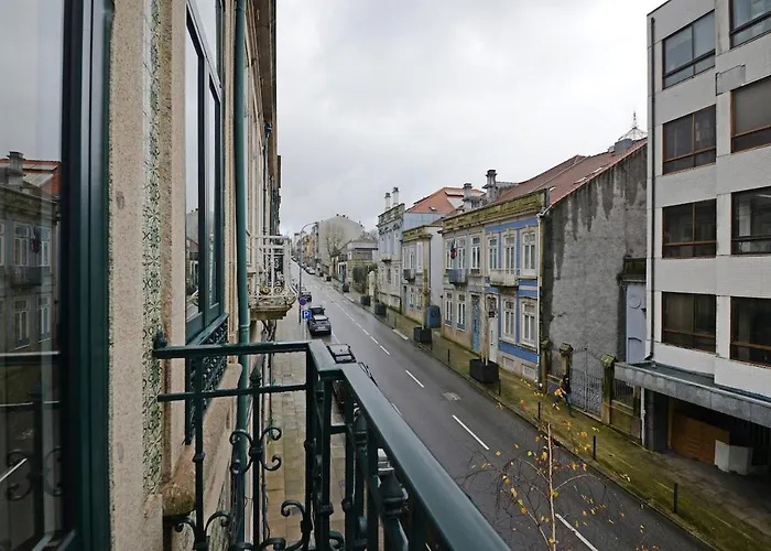 Apartment Bright Cedofeita Flat With Balcony *